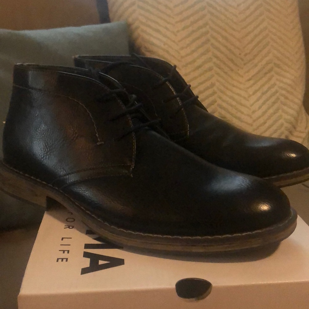Brand new men’s work shoes . 10.5